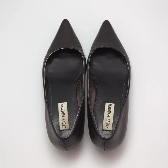 Steve Madden Black Kitten Heel Shoes, sz 7.5 Women's - Picture 2 of 9